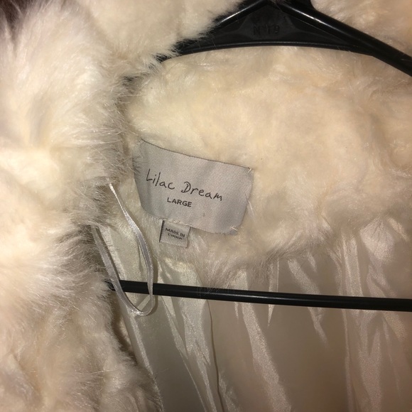 Fur coat - Picture 2 of 2